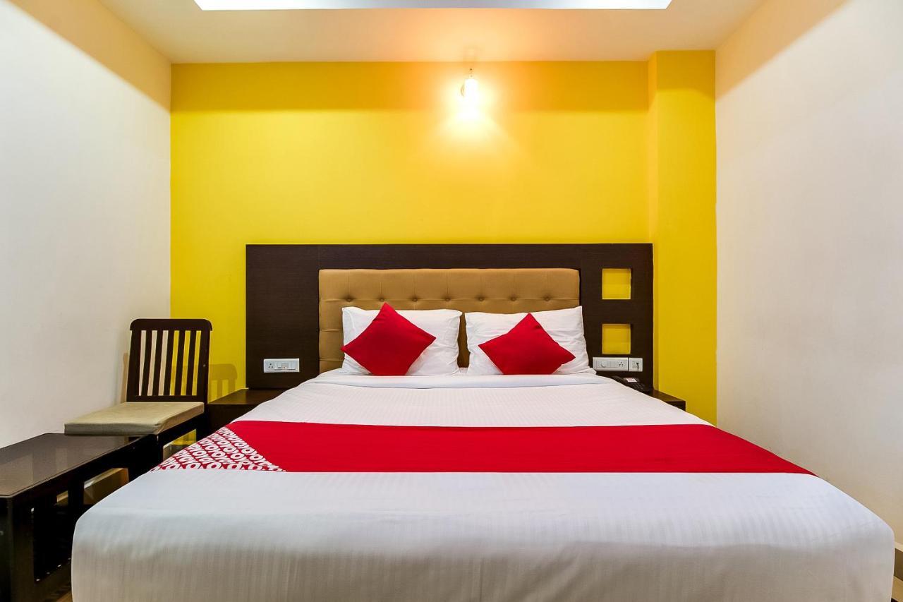 Oyo Flagship 9115 Hotel Udayee International Tirupati Eksteriør bilde